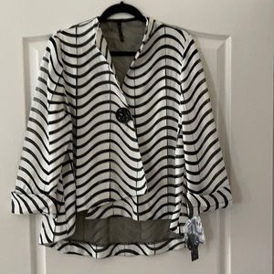 IC Collection
One Button Jacket